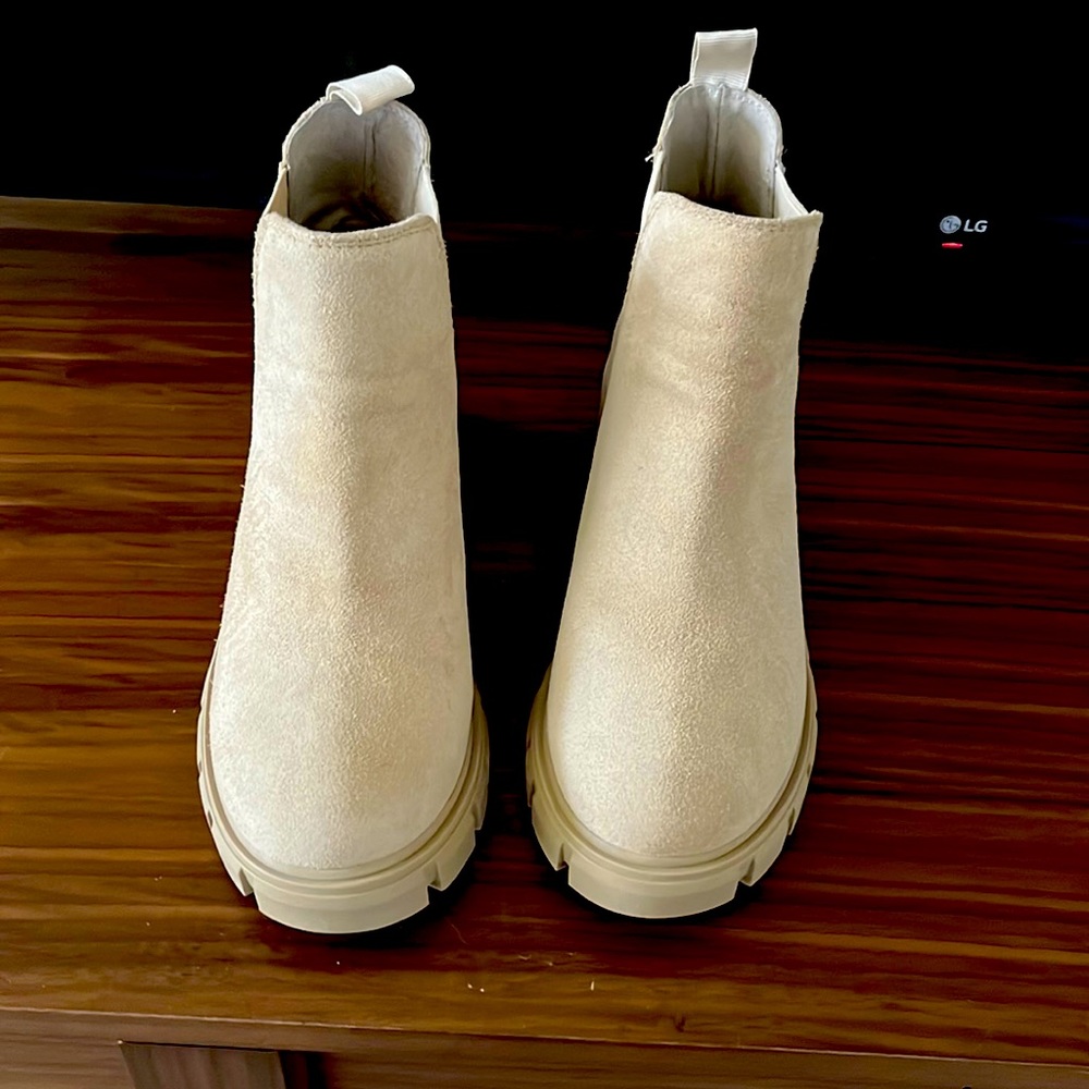 Steve Madden new booties